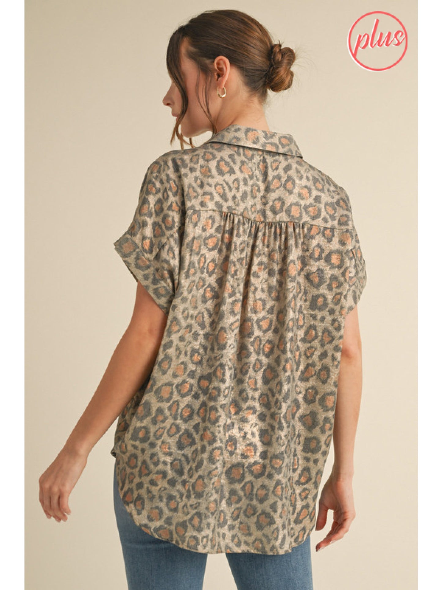 Leopard Print Collar Regular & Plus