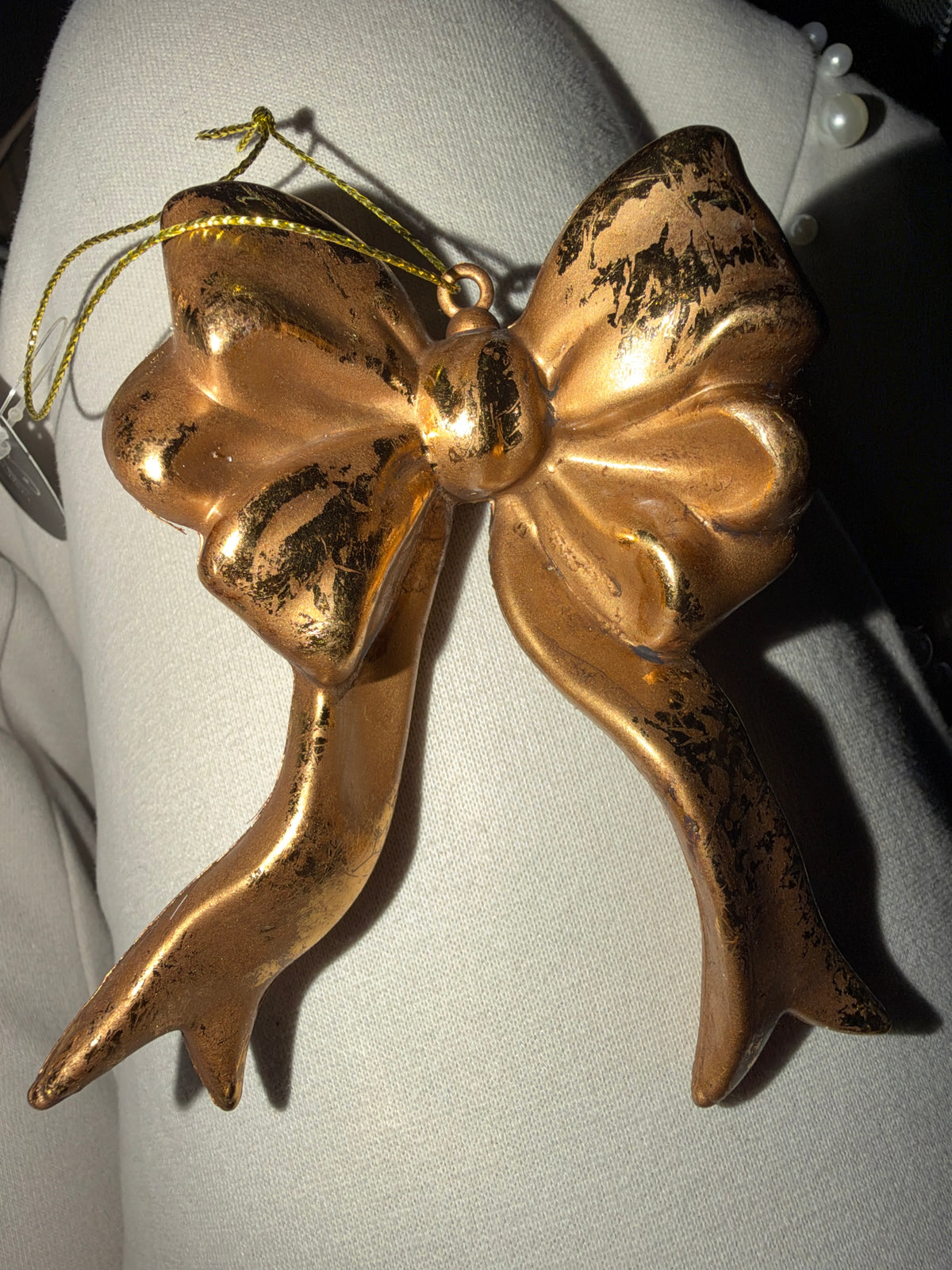 4.25” Gold Bow Orn