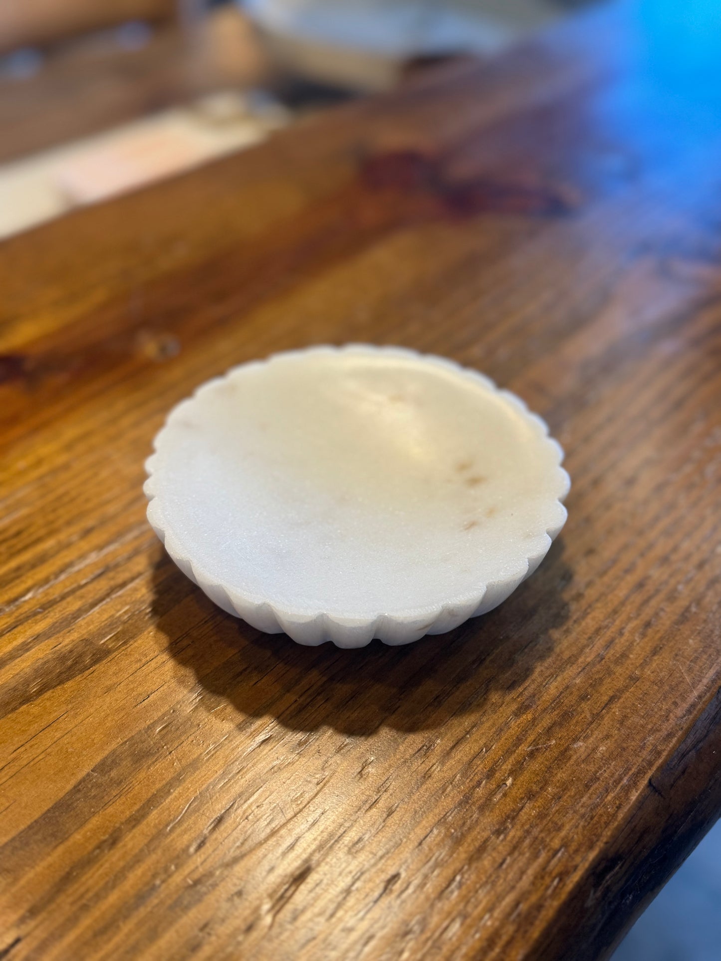 Marble Scalloped Dish