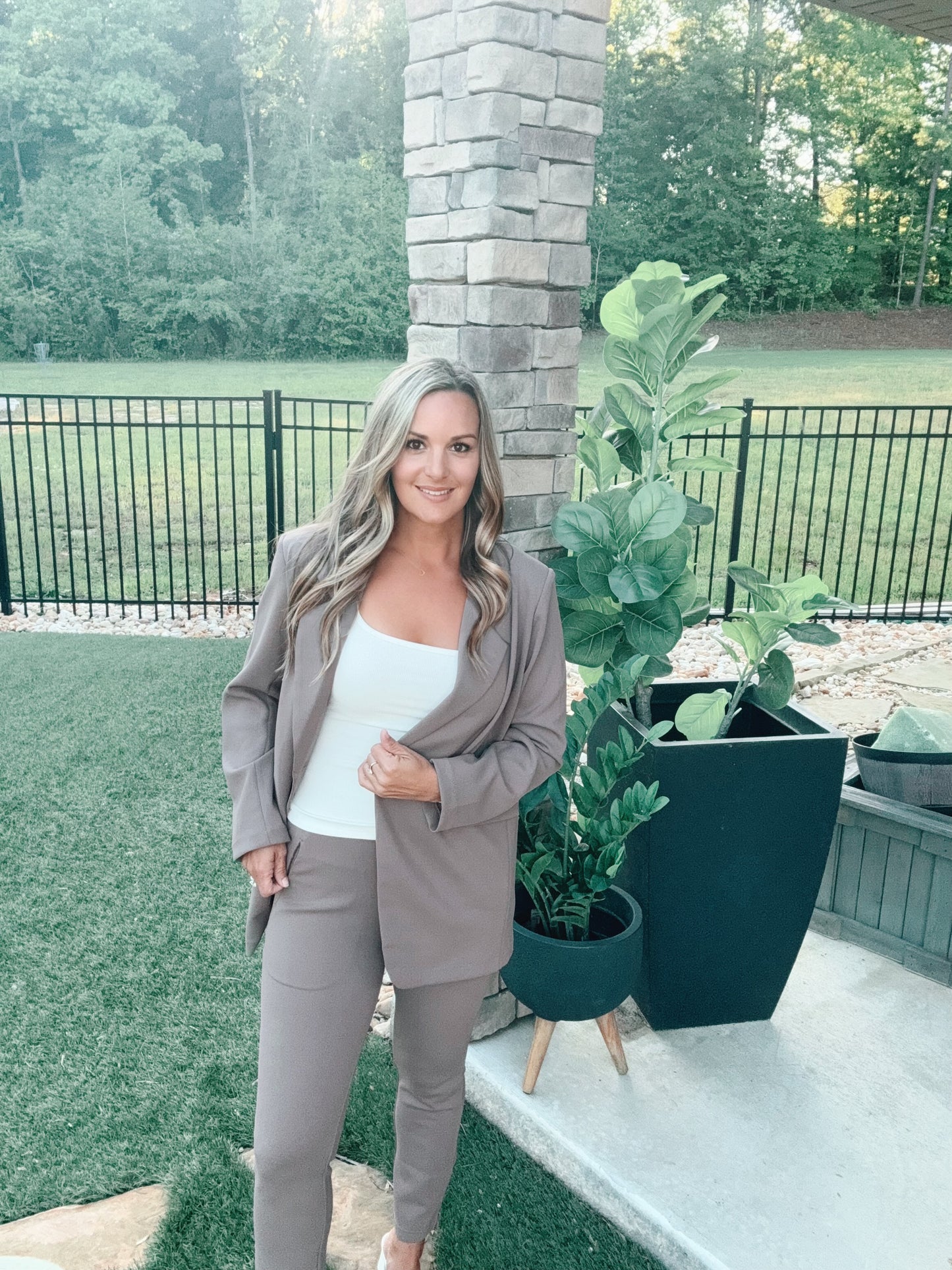 Mocha Zippered Pocket Leggings