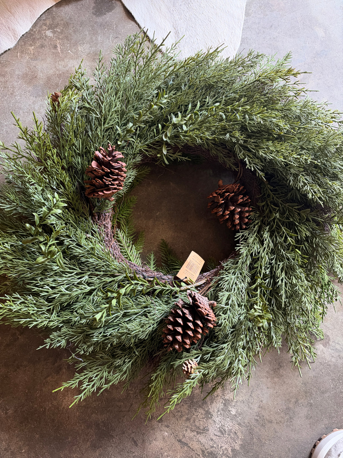 Cedar Wreath W/ Pinecones
