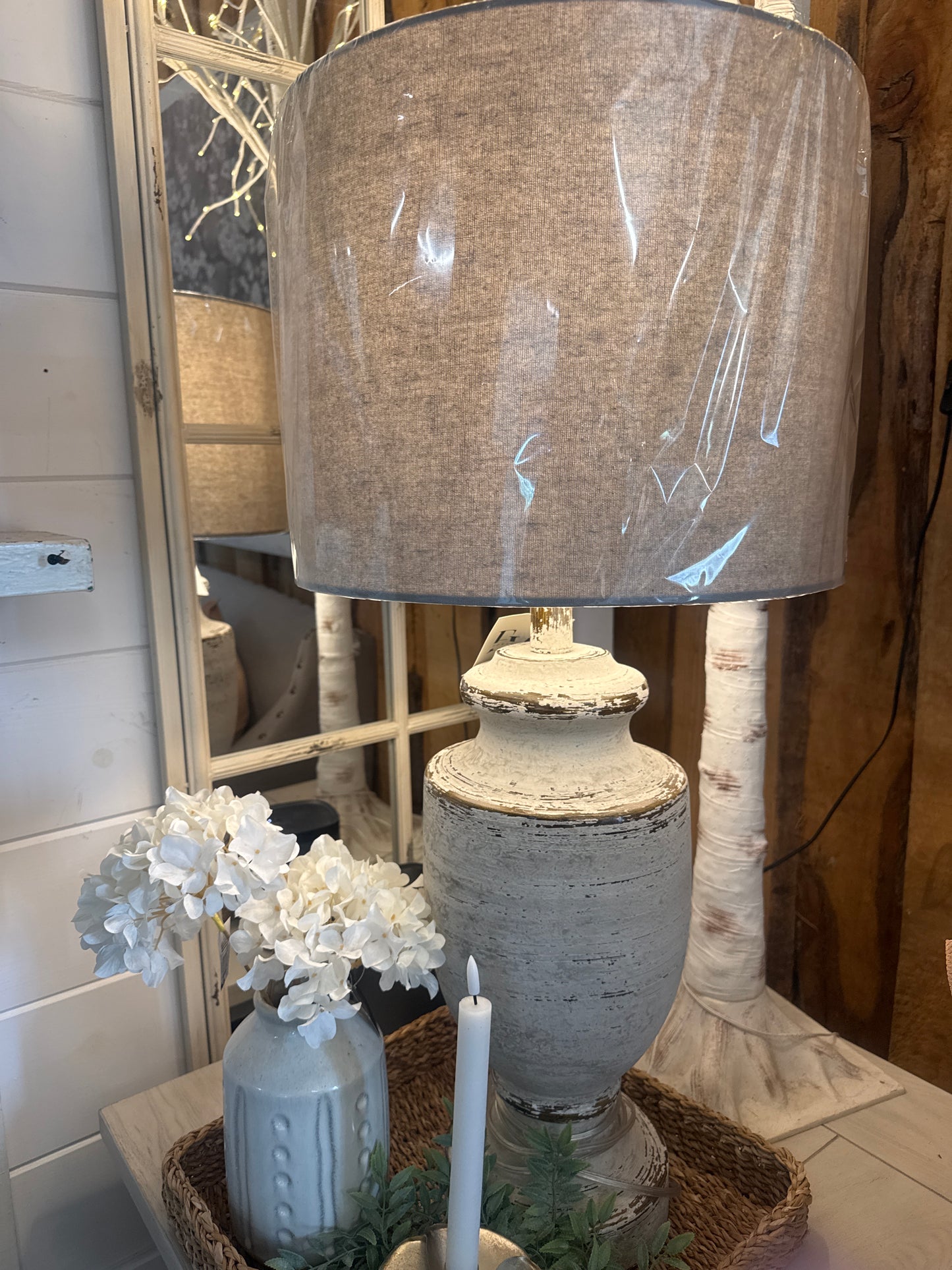 Barb Lamp