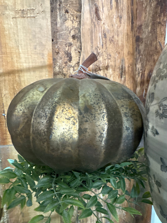 9”x8” Glass Pumpkin