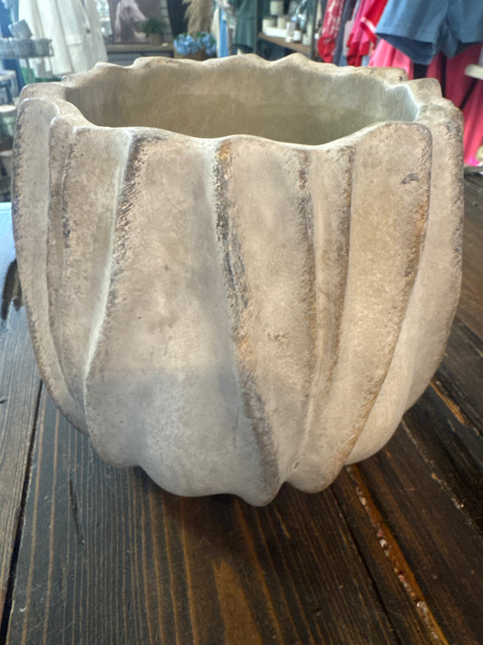 Angled Pot