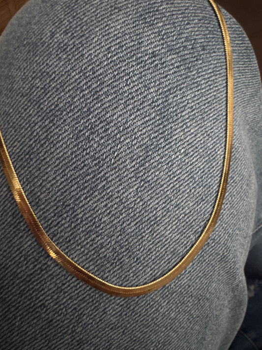 Single Snake Necklace