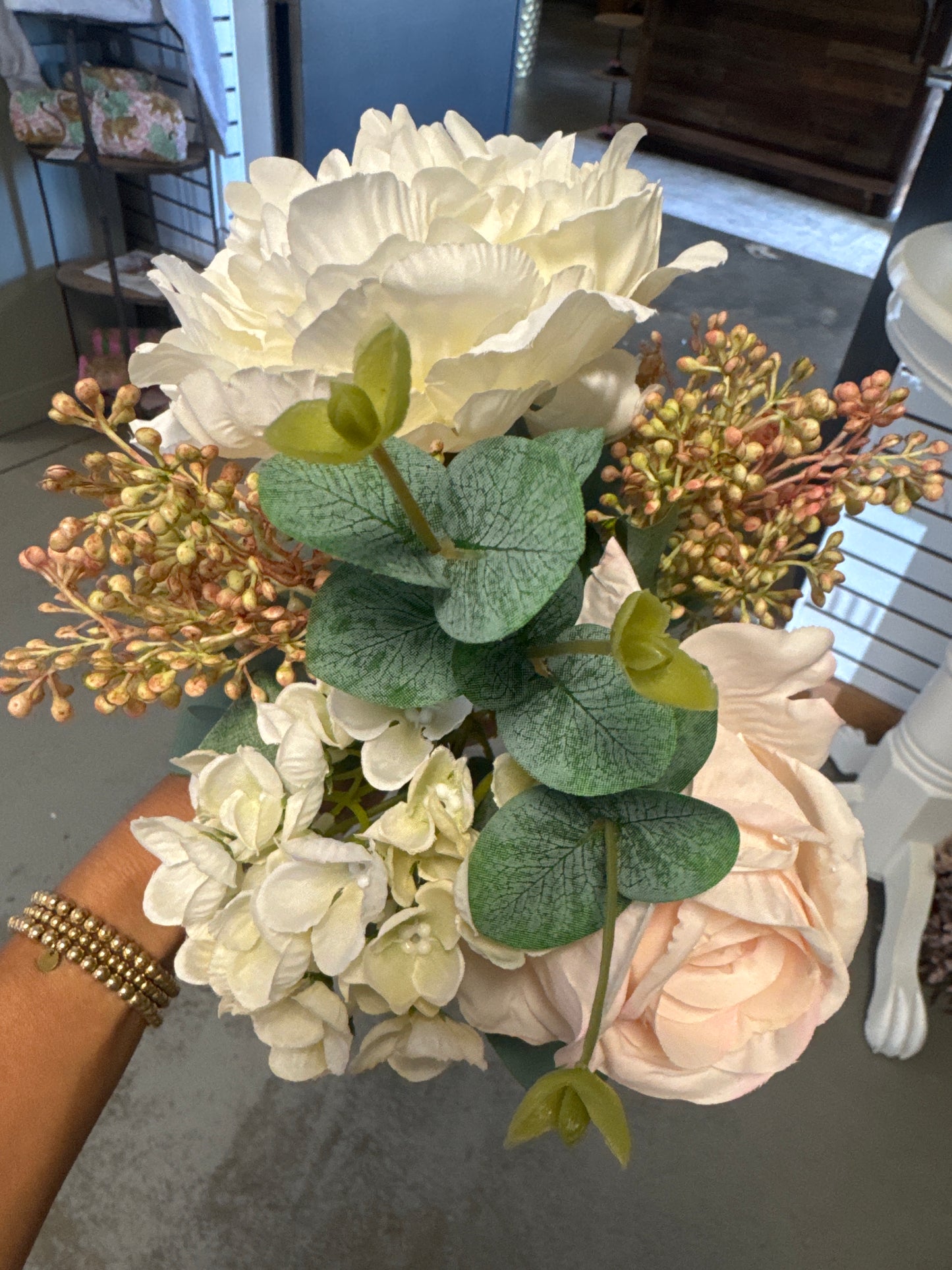 Peony/Rose/Hydrangea