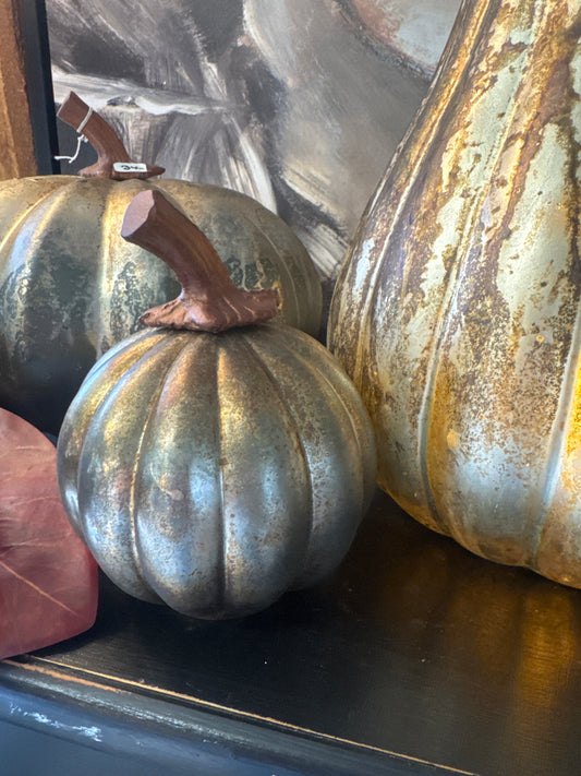 4.5” x 5” Glass Pumpkin