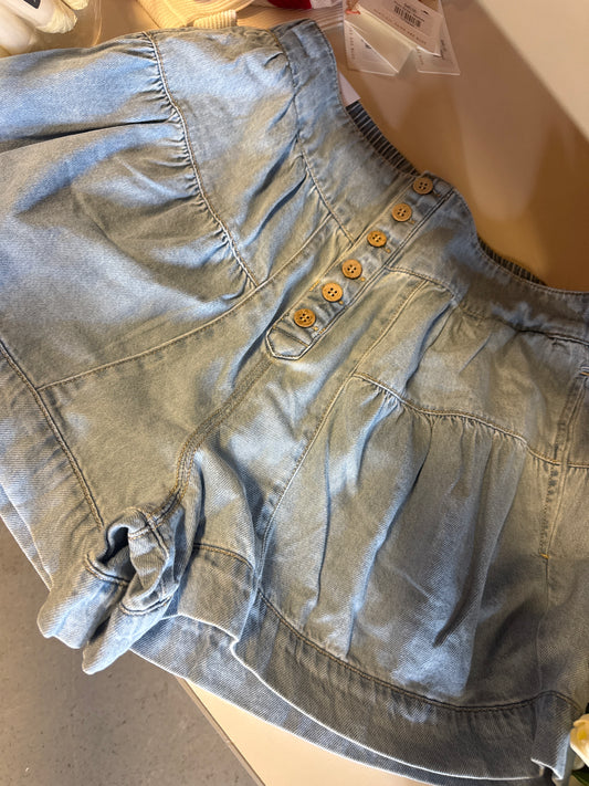 Button Front