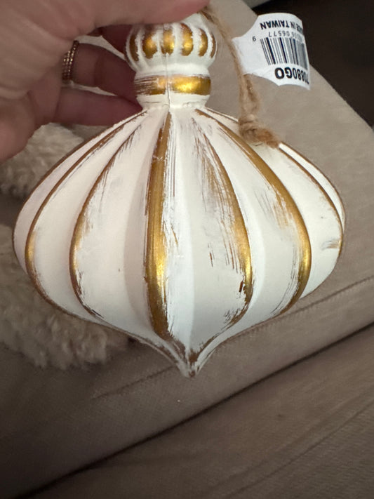Gold Onion Orn