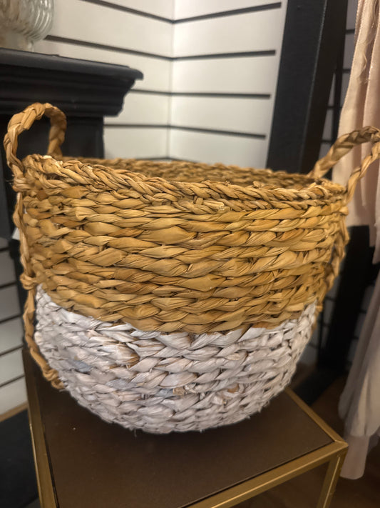 White Natural Wicker Basket