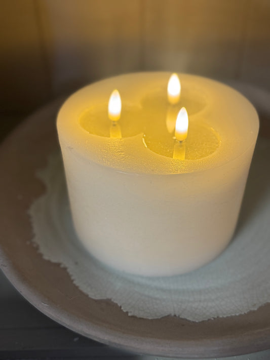 3 Flame Candle