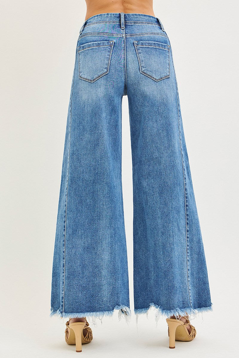 Risen Wide Ankle Jeans