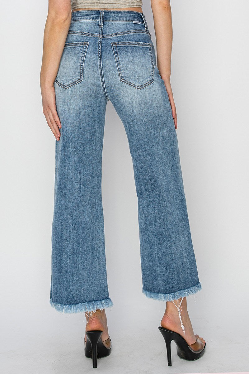 Risen Crop Wide Fray Hem Risen Jeans