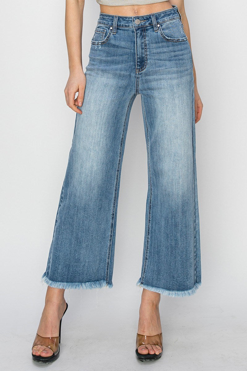 Risen Crop Wide Fray Hem Risen Jeans